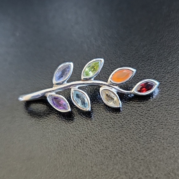 Jewelry - Chakra gemstone leaf pendant .925 sterling silver
